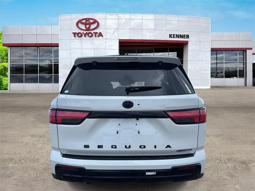 2025 Toyota Sequoia Platinum