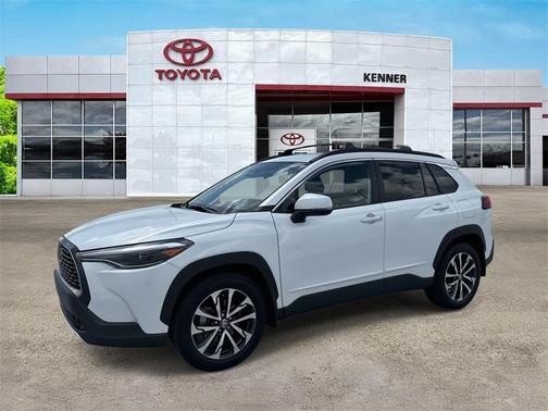 2024 Toyota Corolla Cross XLE