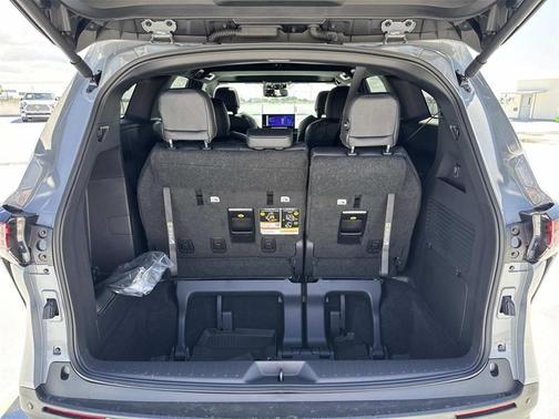 2025 Toyota Sienna Woodland Edition