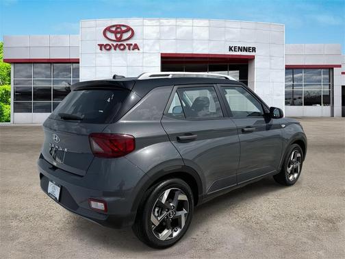 2024 Hyundai VENUE Limited