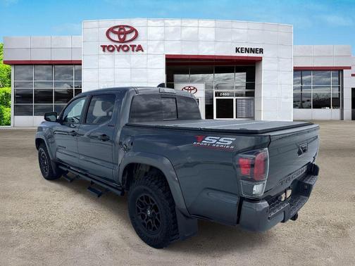 Magnetic Gray Metallic 2022 Toyota Tacoma Limited