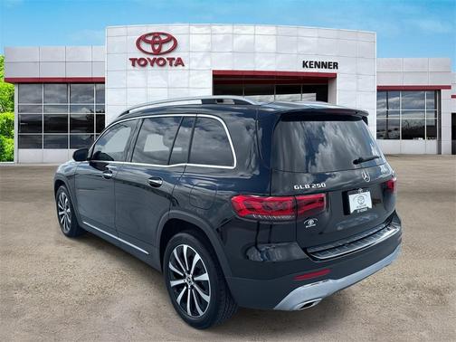 2023 Mercedes-Benz GLB 250 Base 4MATIC