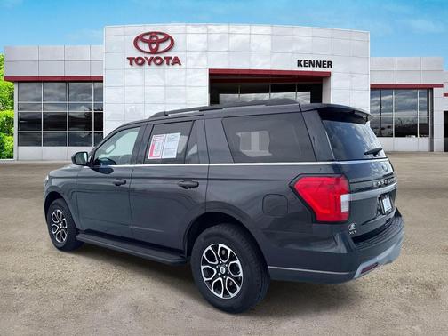 Gray Metallic 2024 Ford Expedition XLT