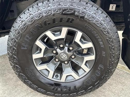 2022 Toyota Tacoma TRD Off Road