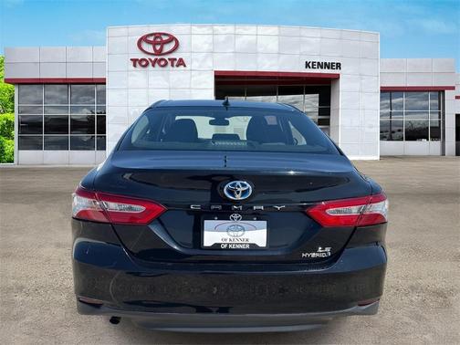 2020 Toyota Camry Hybrid LE