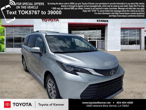 2025 Toyota Sienna LE