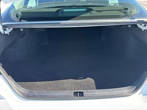 Ice Cap 2025 Toyota Camry LE