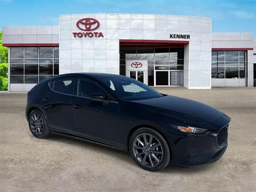 2023 Mazda Mazda3 FWD w/Preferred Package