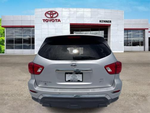 2020 Nissan Pathfinder SV