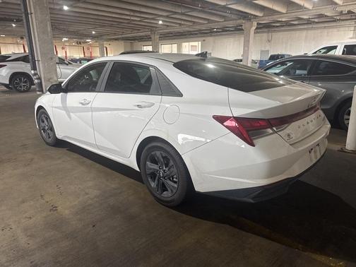 2023 Hyundai ELANTRA HEV Blue