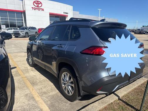 2024 Toyota Corolla Cross LE