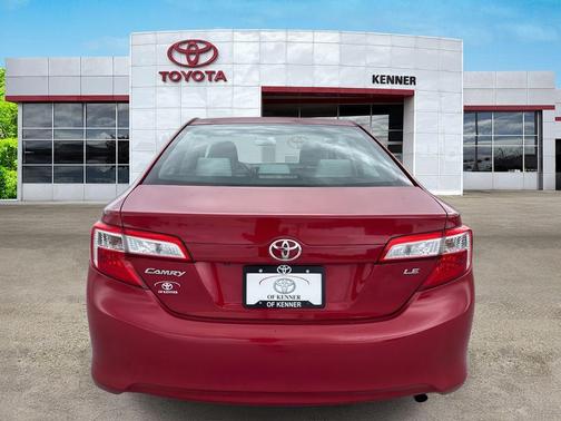 2014 Toyota Camry LE