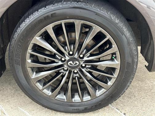 2022 INFINITI QX80 PREMIUM SELECT