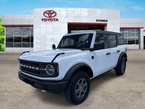 Oxford White 2025 Ford Bronco Big Bend