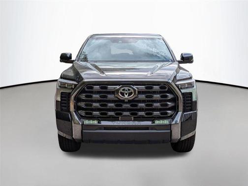 2022 Toyota Tundra Platinum