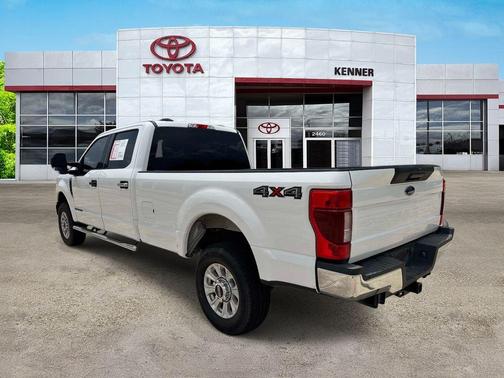 Oxford White 2021 Ford F-250 XLT