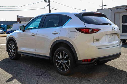 Snowflake White Pearl Mica 2017 Mazda CX-5 Grand Touring