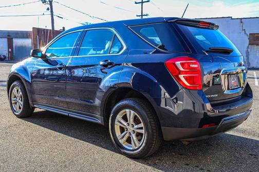 2017 Chevrolet Equinox LS