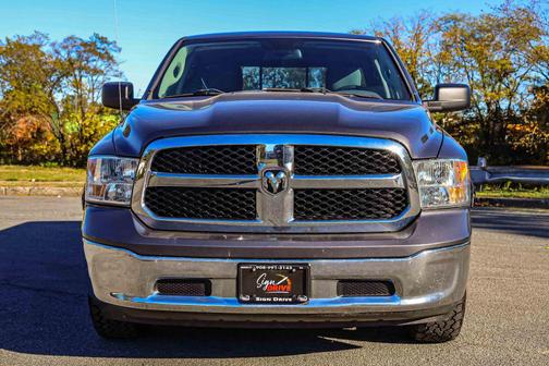 2016 RAM 1500 SLT