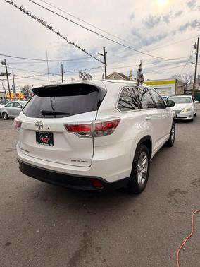 2016 Toyota Highlander Limited Platinum
