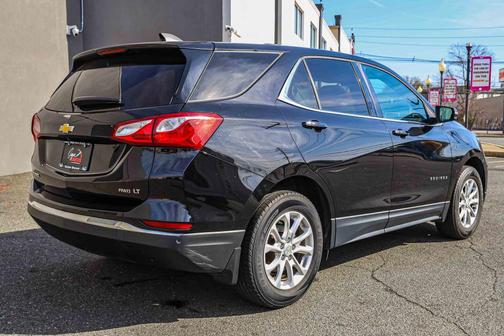 Mosaic Black Metallic 2018 Chevrolet Equinox LT