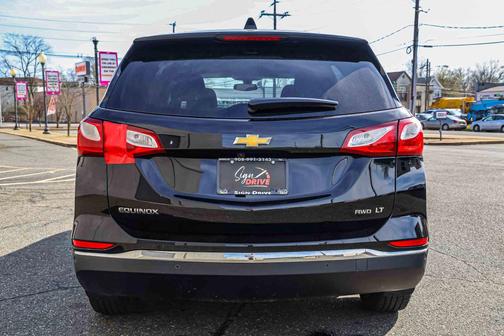 Mosaic Black Metallic 2018 Chevrolet Equinox LT