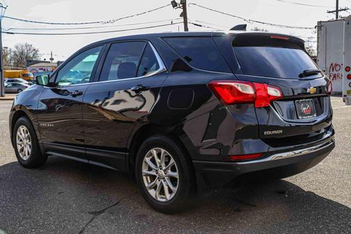 Mosaic Black Metallic 2018 Chevrolet Equinox LT