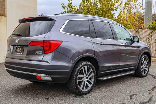 2017 Honda Pilot Touring