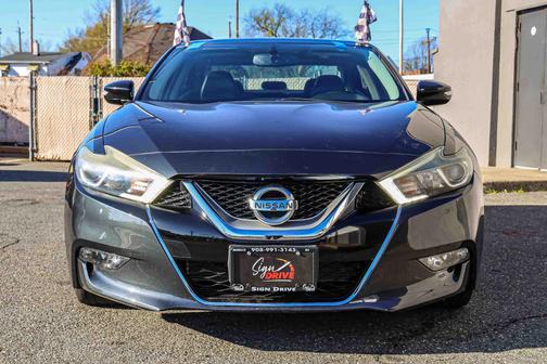 Black 2016 Nissan Maxima 3.5 SL