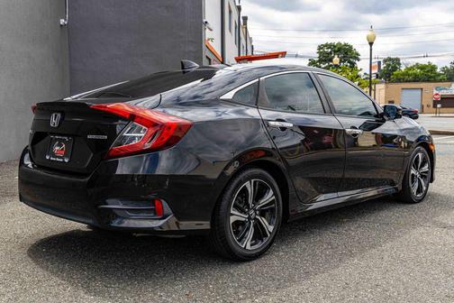 2017 Honda Civic Touring
