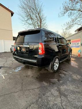 2016 GMC Yukon Denali