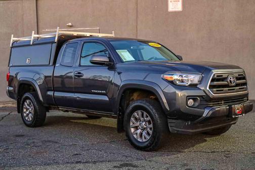 2016 Toyota Tacoma SR5