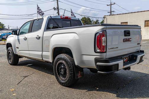 2017 GMC Canyon SLE