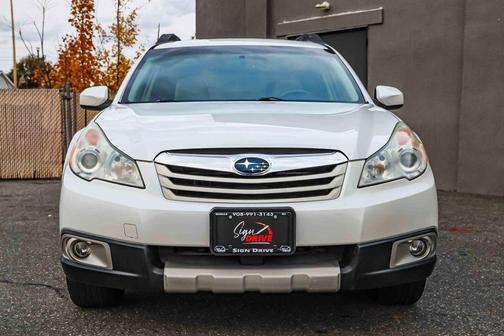 2012 Subaru Outback 3.6R Limited
