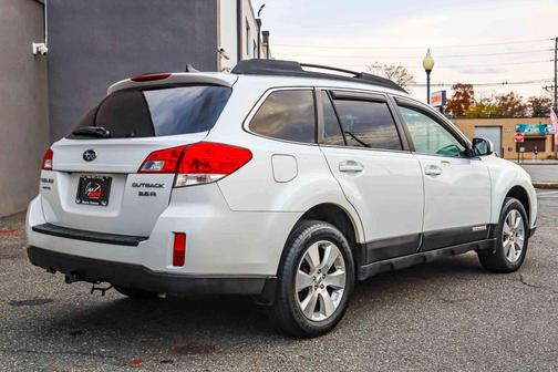 2012 Subaru Outback 3.6R Limited