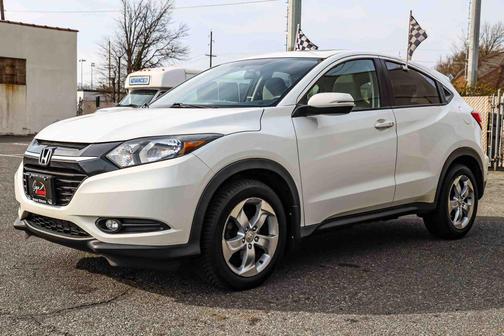 White Orchid Pearl 2016 Honda HR-V EX
