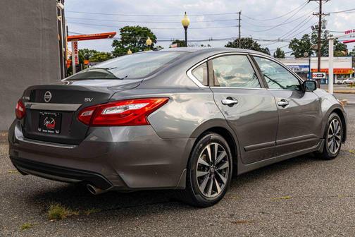 2017 Nissan Altima 2.5 SV