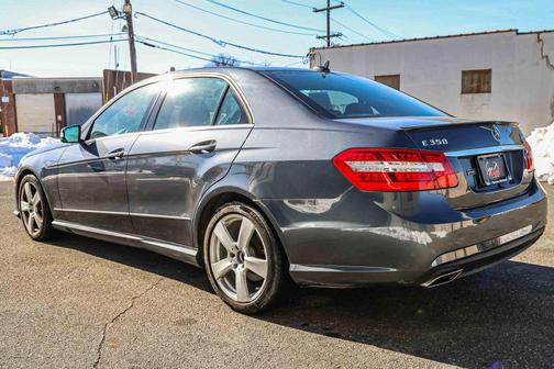 2011 Mercedes-Benz E-Class E 350 4MATIC Sedan 4D