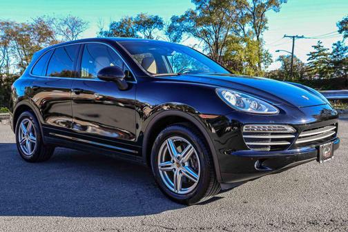2014 Porsche Cayenne Platinum Edition