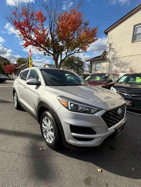 2020 Hyundai TUCSON SE