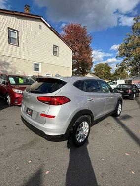 2020 Hyundai TUCSON SE