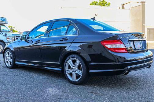 Black 2010 Mercedes-Benz C-Class C 300 4MATIC Luxury
