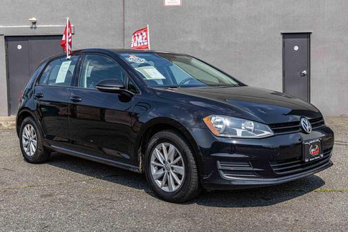 2016 Volkswagen Golf TSI S 4-Door