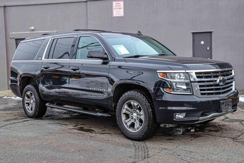 2017 Chevrolet Suburban LT