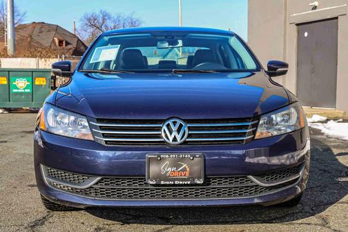 2015 Volkswagen Passat 1.8T S
