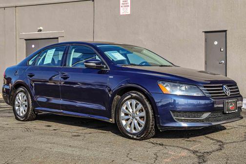 2015 Volkswagen Passat 1.8T S