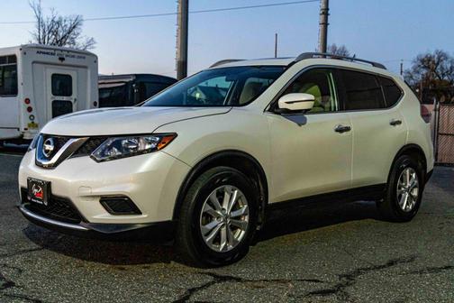 2016 Nissan Rogue SV