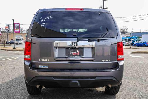 Modern Steel Metallic 2014 Honda Pilot EX-L