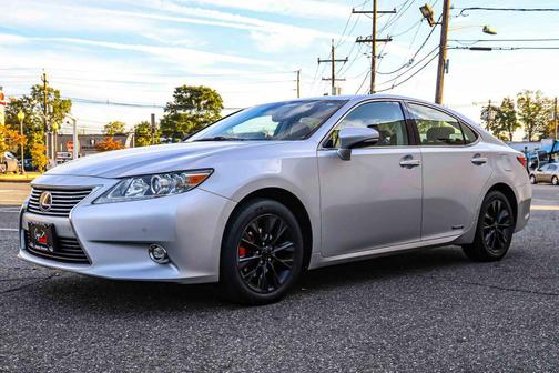 2014 Lexus ES 300h Base