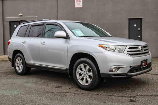 2013 Toyota Highlander Base